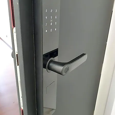 Tumski Free Parking Self Check-in 24h Апартаменты *