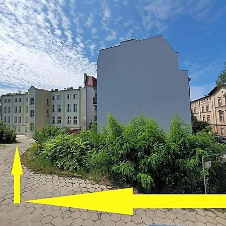 Tumski Free Parking Self Check-in 24h *