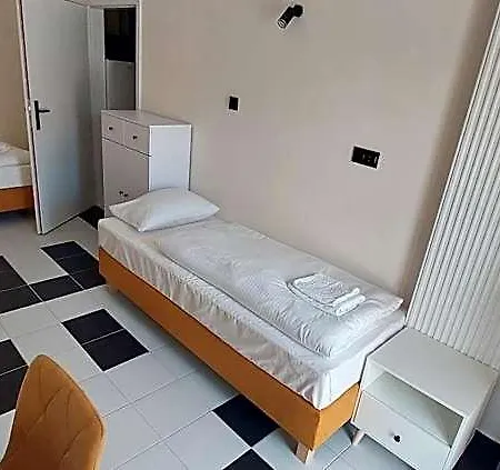 Apartment Tumski Free Parking Self Check-in 24h