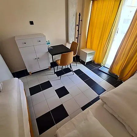 Apartment Tumski Free Parking Self Check-in 24h