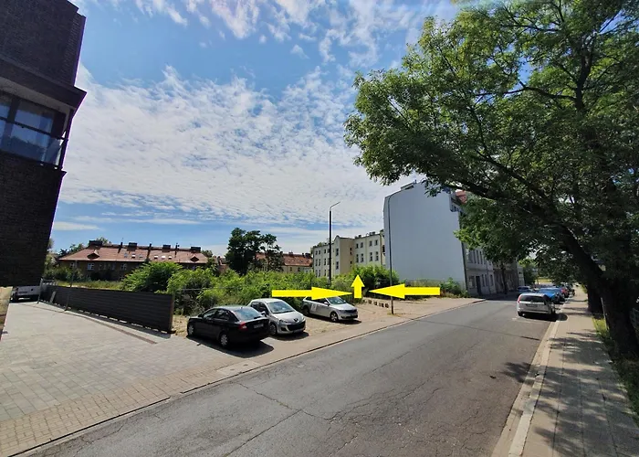 Апартаменты Tumski Free Parking Self Check-in 24h *